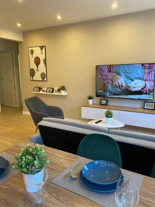176A Apto Moderno De 3 Habitaciones Χιχόν Εξωτερικό φωτογραφία