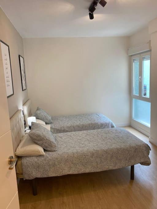176A Apto Moderno De 3 Habitaciones Χιχόν Εξωτερικό φωτογραφία